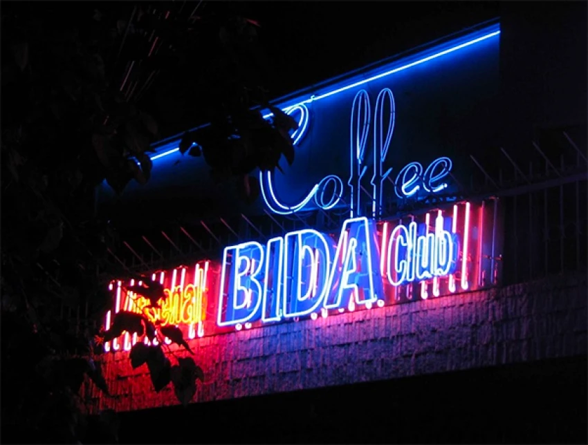 Biển quảng cáo bida